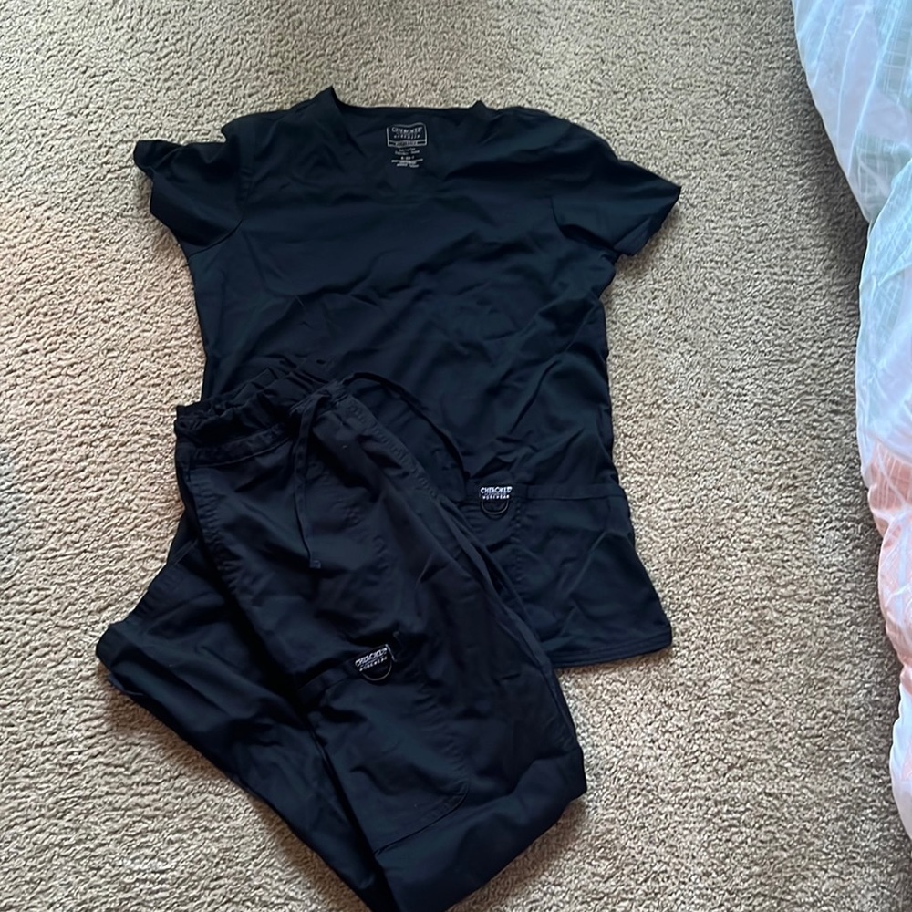 Cherokee Small Scrubs